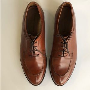Johnston & Murphy split toe brown shoes size 12D